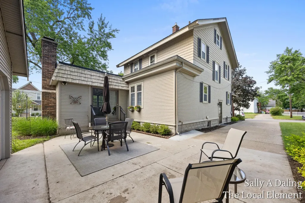 3042 Ottawa Avenue SW Grandville City MI 49418