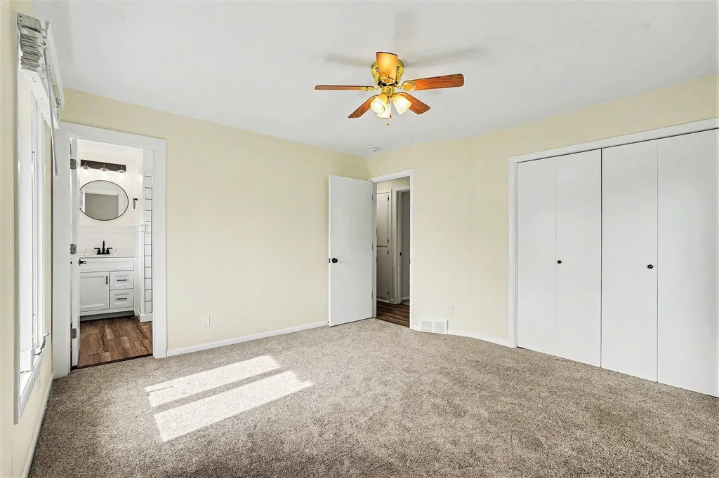 3925 Chamberlain Avenue SE Grand Rapids City MI 49508