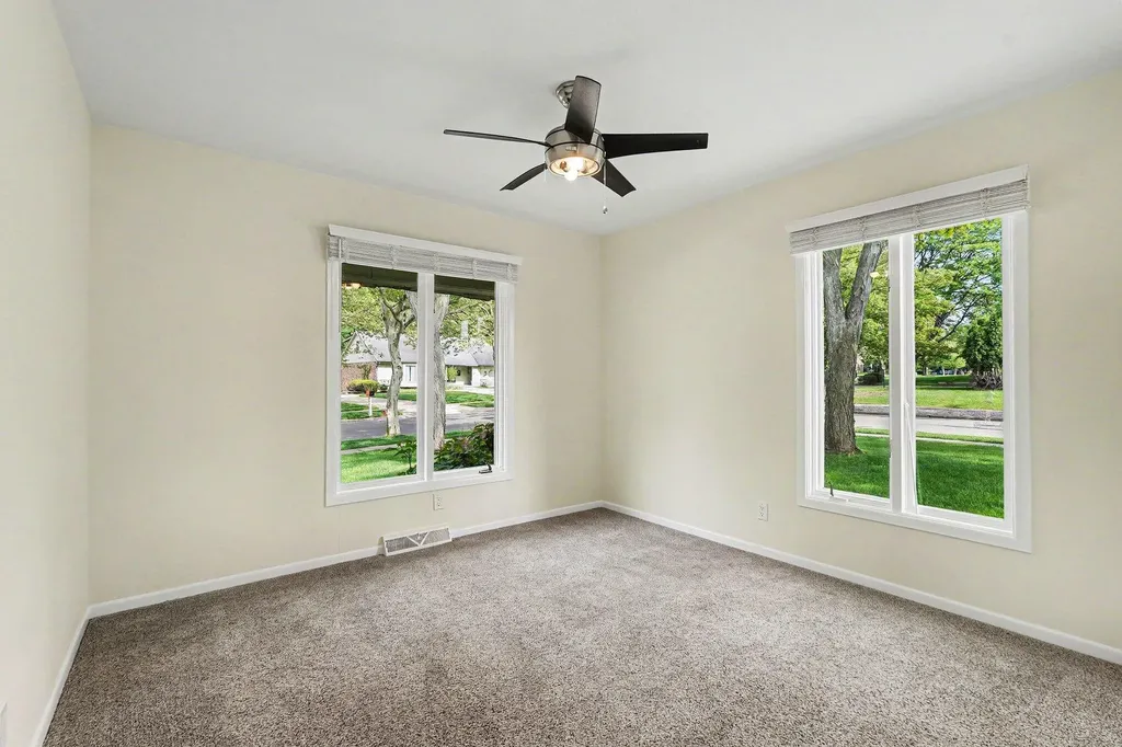 3925 Chamberlain Avenue SE Grand Rapids City MI 49508