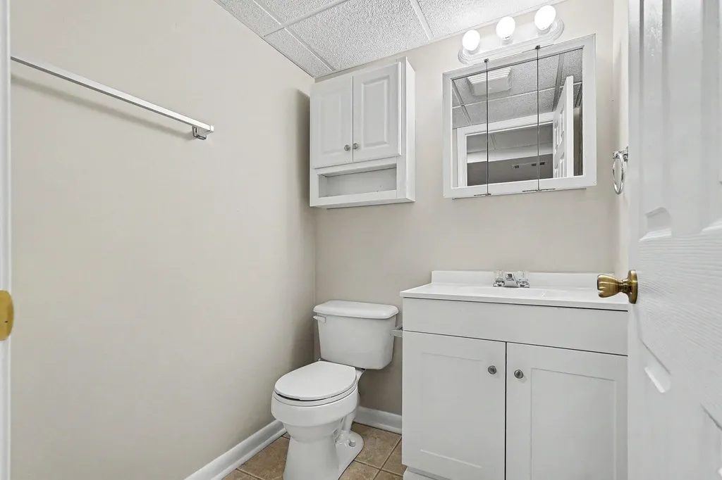 3925 Chamberlain Avenue SE Grand Rapids City MI 49508