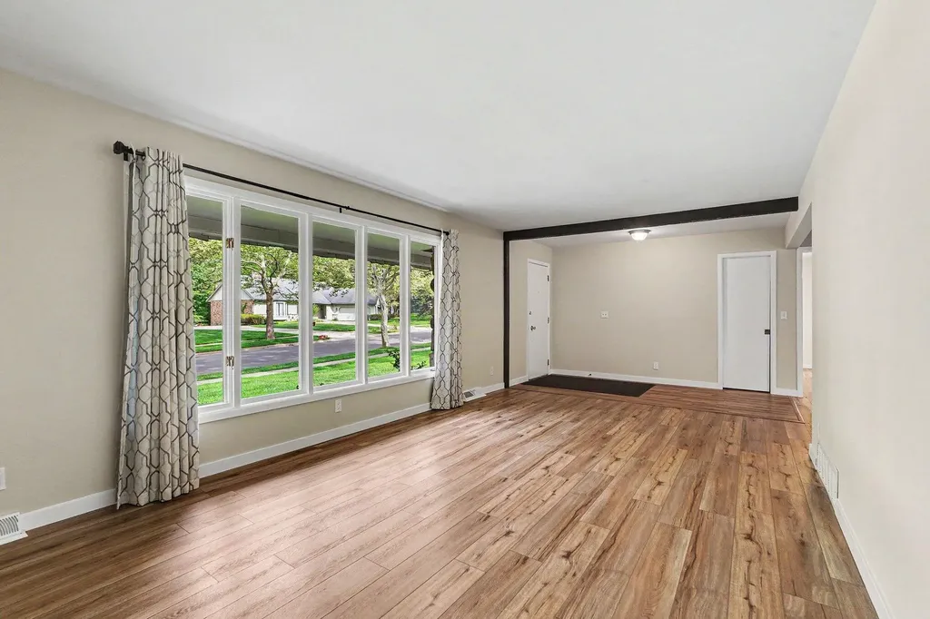 3925 Chamberlain Avenue SE Grand Rapids City MI 49508
