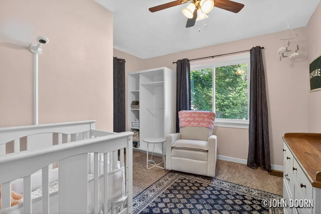 852 Diamond Avenue NE Grand Rapids City MI 49503