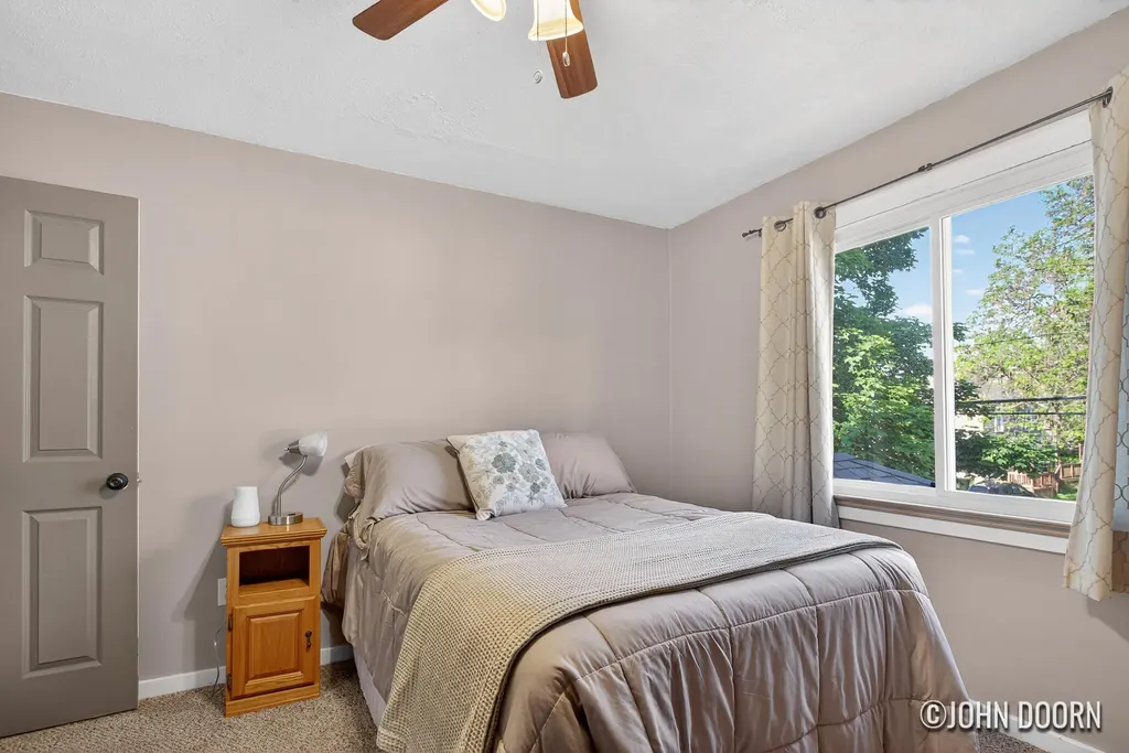 852 Diamond Avenue NE Grand Rapids City MI 49503