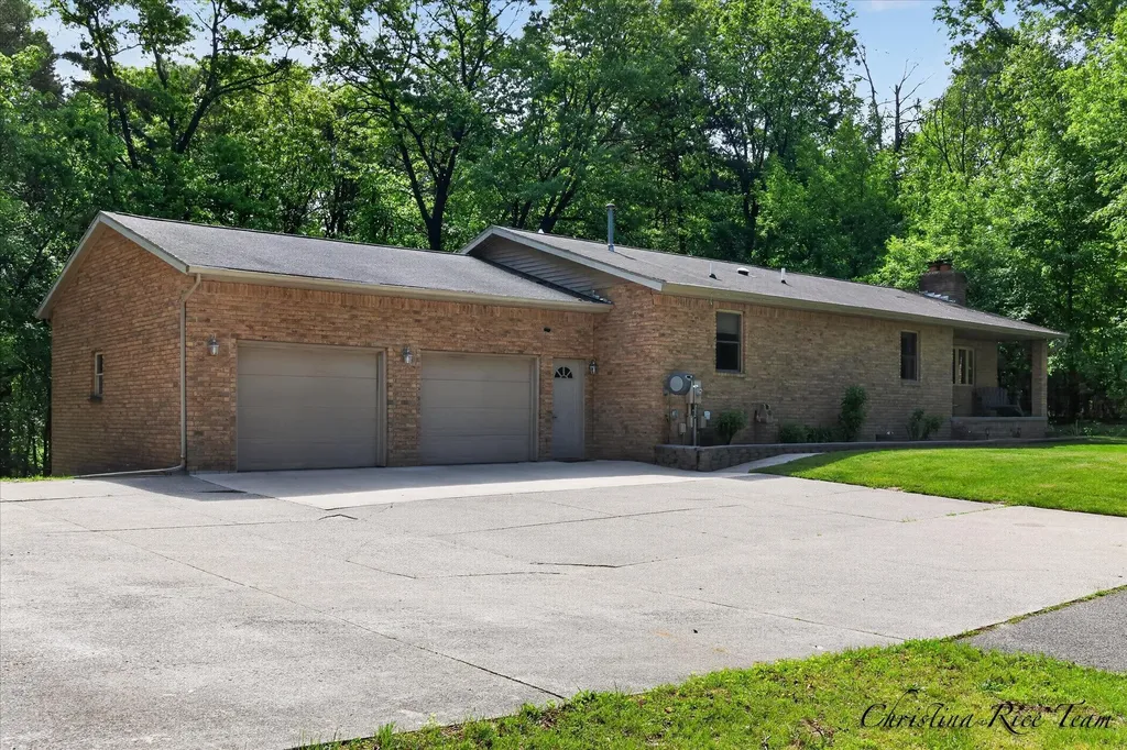 16170 Bass Lake Avenue NE Spencer Township MI 49326