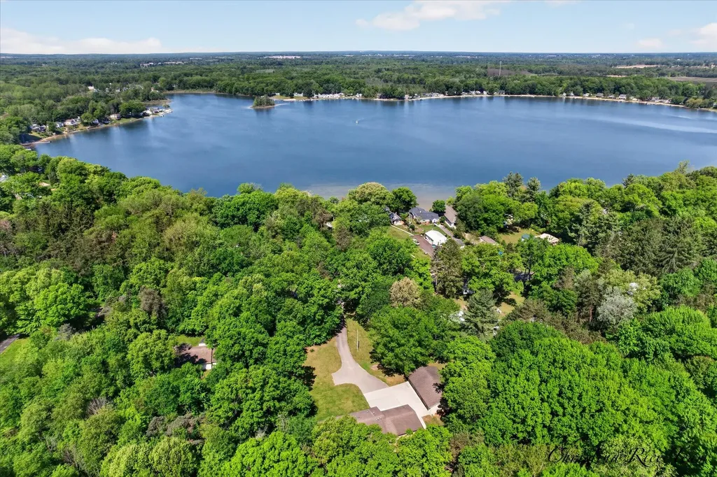 16170 Bass Lake Avenue NE Spencer Township MI 49326