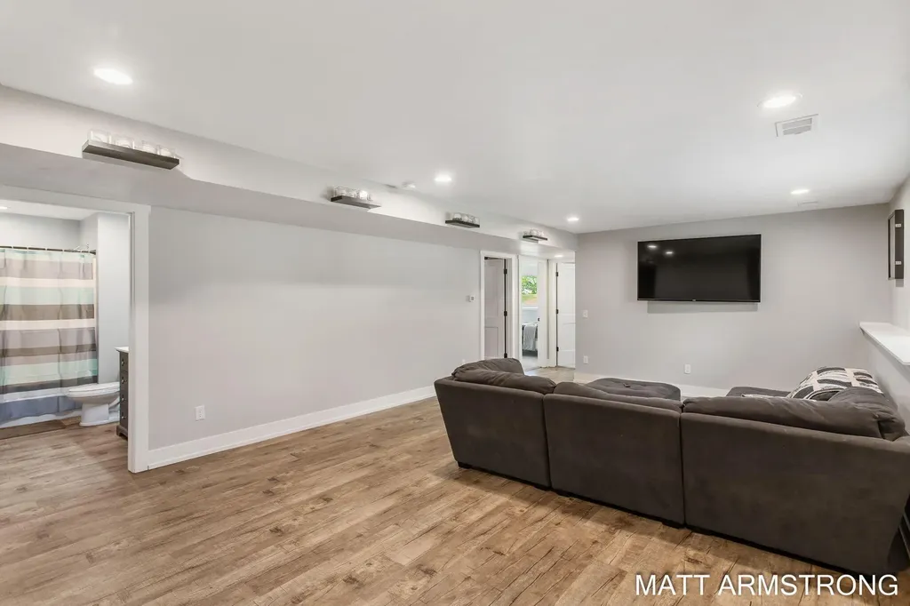 4072 Ronalds Road Dorr Township MI 49323