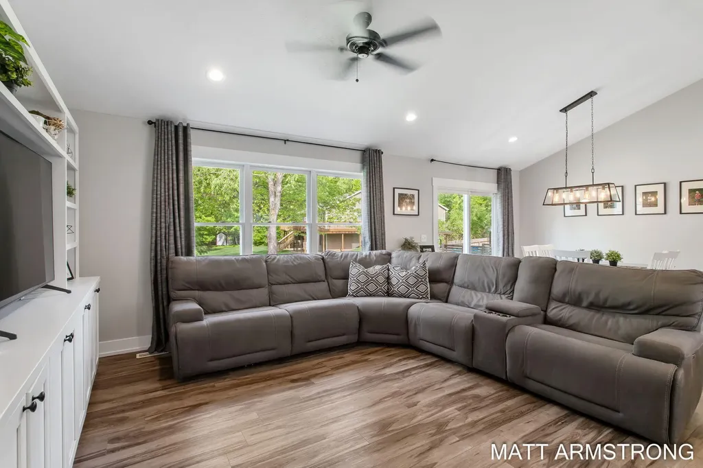 4072 Ronalds Road Dorr Township MI 49323