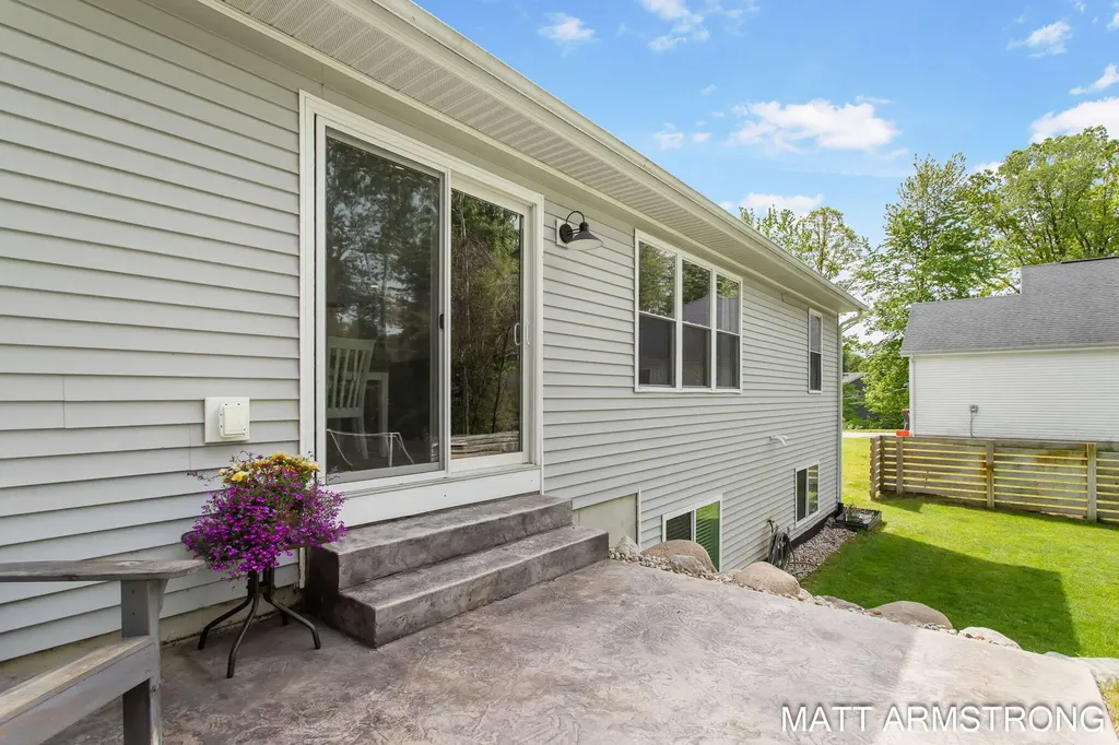 4072 Ronalds Road Dorr Township MI 49323