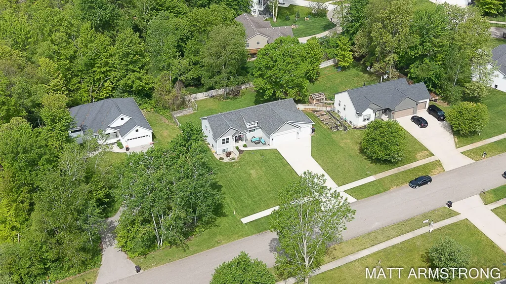 4072 Ronalds Road Dorr Township MI 49323