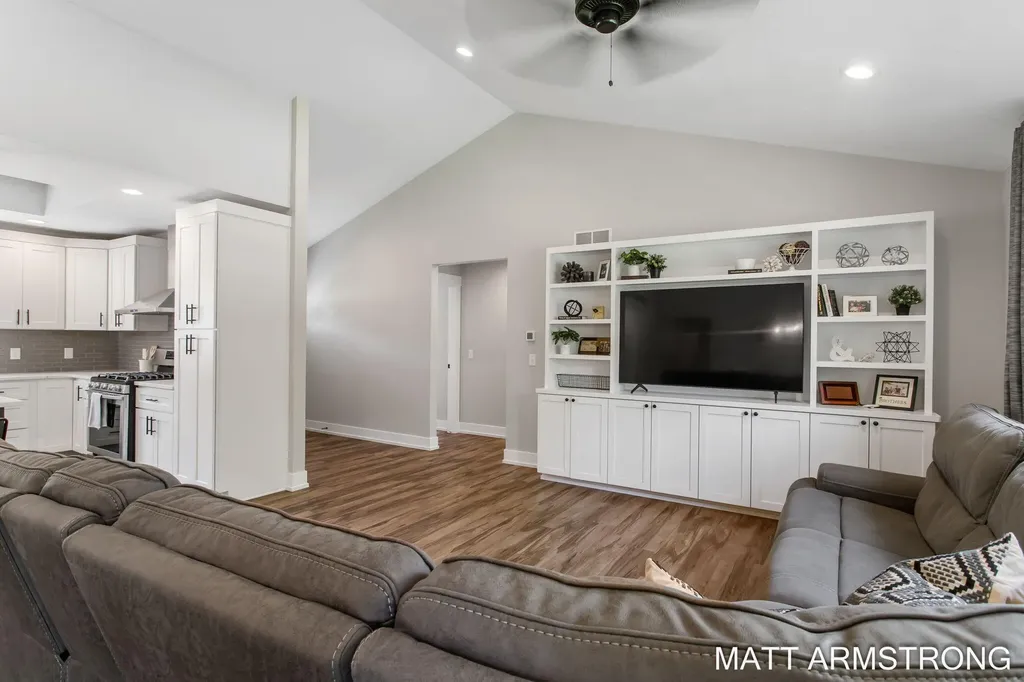 4072 Ronalds Road Dorr Township MI 49323