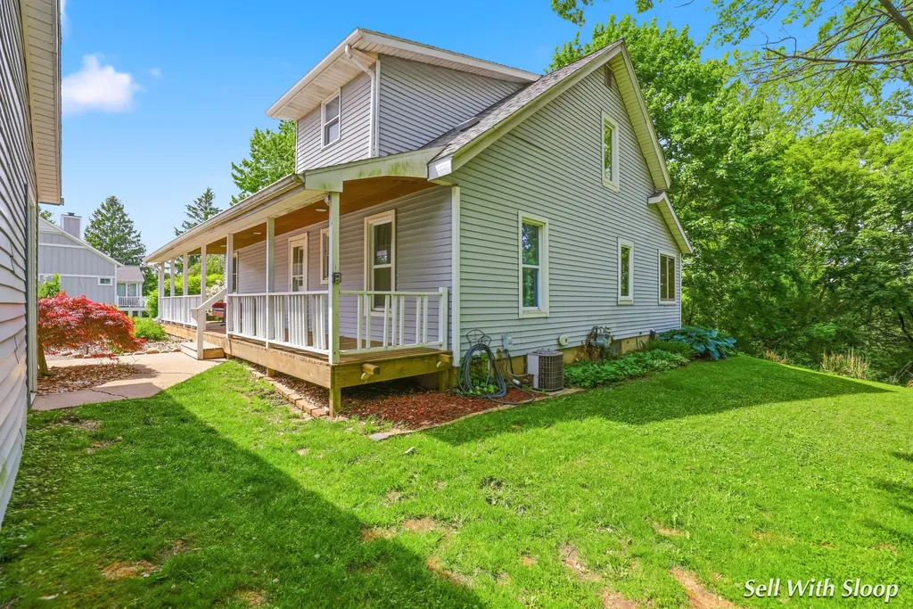 3610 Michigan Street NE Grand Rapids Charter Township MI 49525