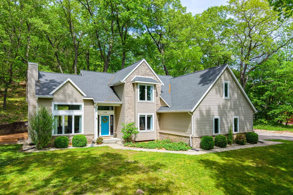 144 Pettis Avenue SE Ada Township MI 49301