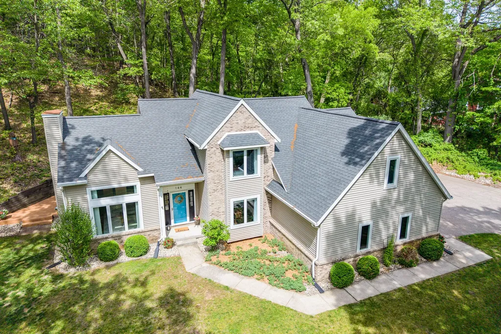 144 Pettis Avenue SE Ada Township MI 49301