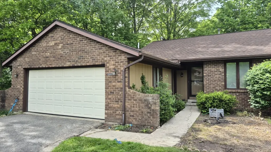 11325 Whispering Creek Drive Allendale Charter Township MI 49401