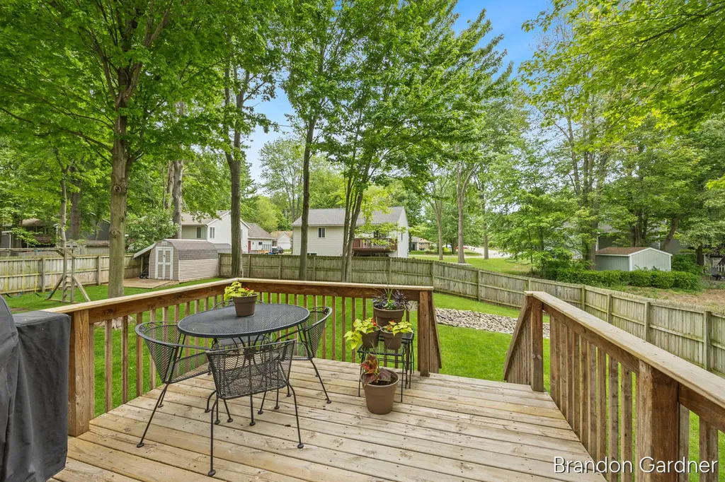 10930 Timberline Drive Allendale Charter Township MI 49401