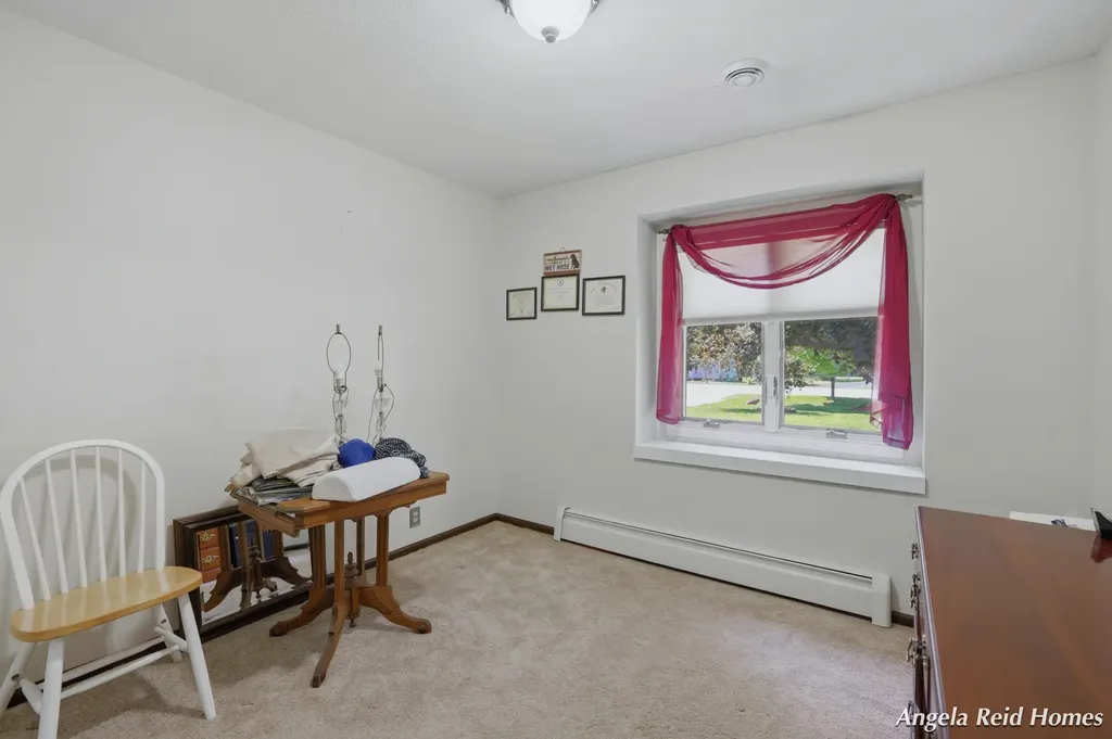 11622 8th Avenue NW Tallmadge Charter Township MI 49534