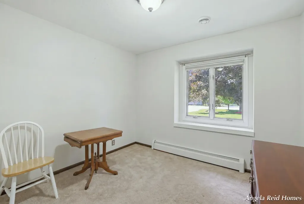 11622 8th Avenue NW Tallmadge Charter Township MI 49534