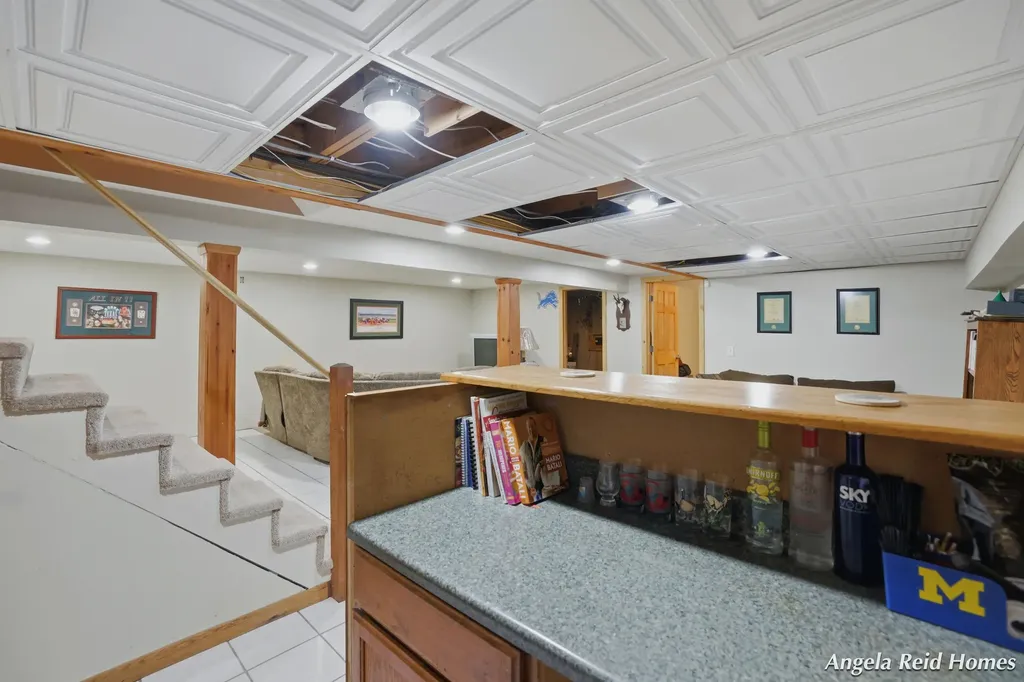 11622 8th Avenue NW Tallmadge Charter Township MI 49534
