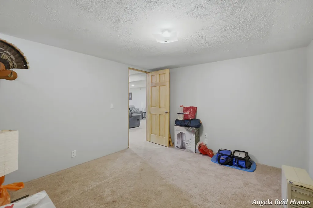 11622 8th Avenue NW Tallmadge Charter Township MI 49534