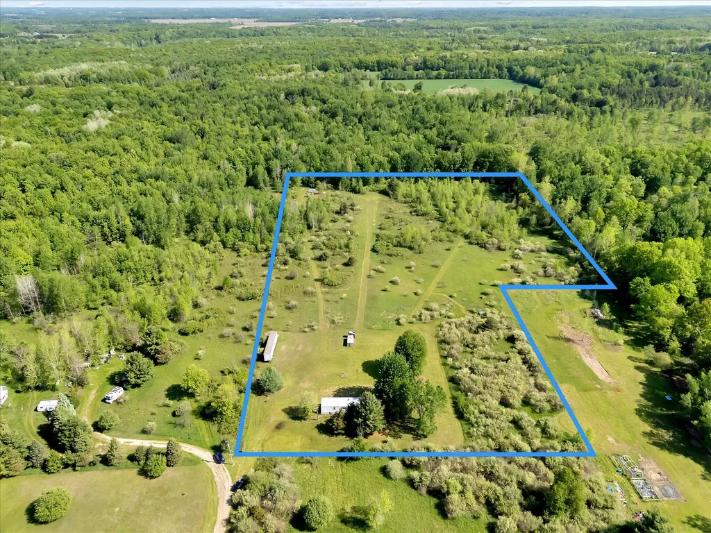 3251 W 108th Street Ashland Township MI 49327