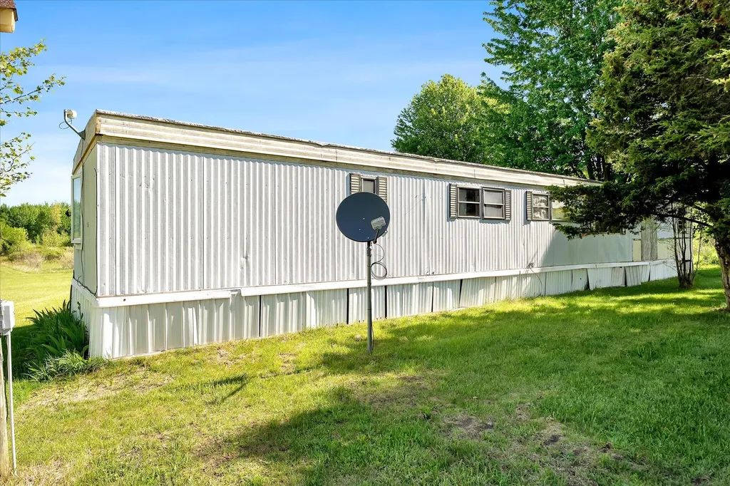 3251 W 108th Street Ashland Township MI 49327