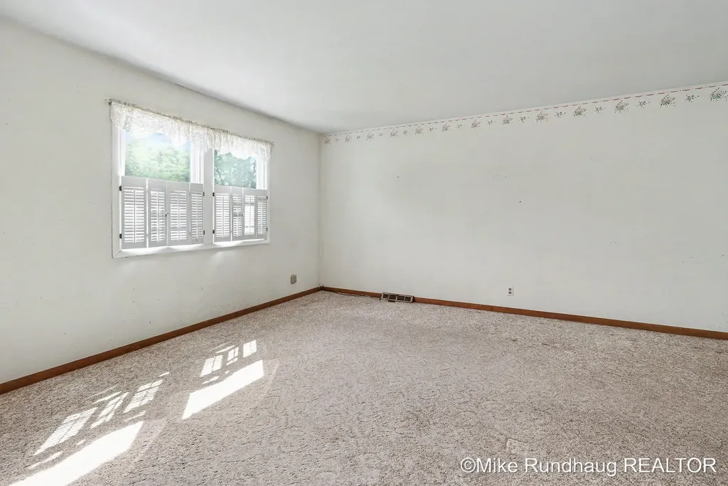 723 Marbury Drive SE Ada Township MI 49301