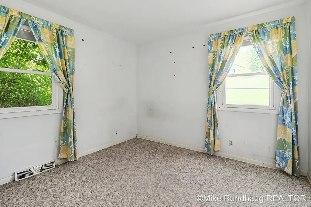 723 Marbury Drive SE Ada Township MI 49301
