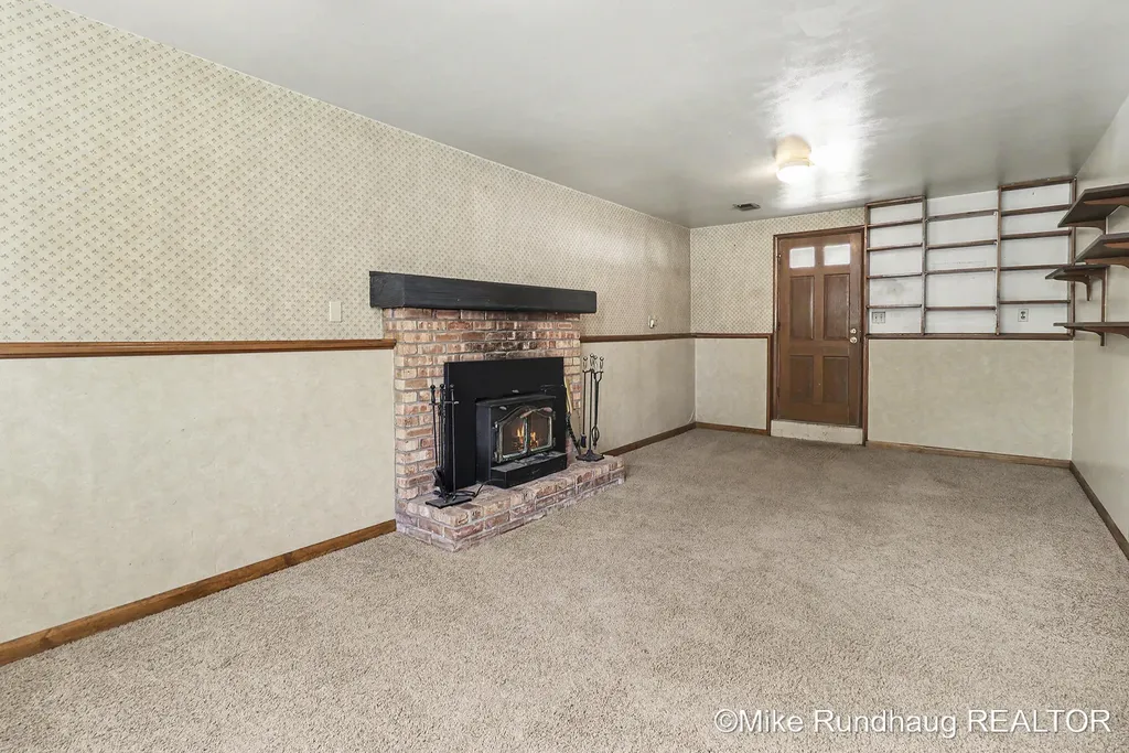 723 Marbury Drive SE Ada Township MI 49301