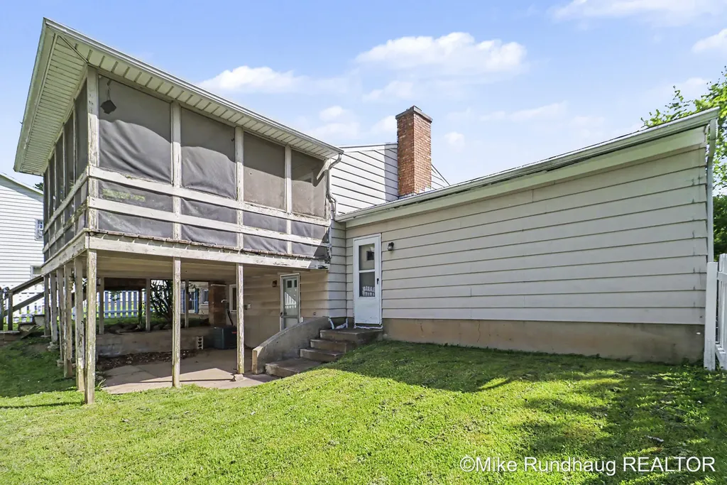 723 Marbury Drive SE Ada Township MI 49301