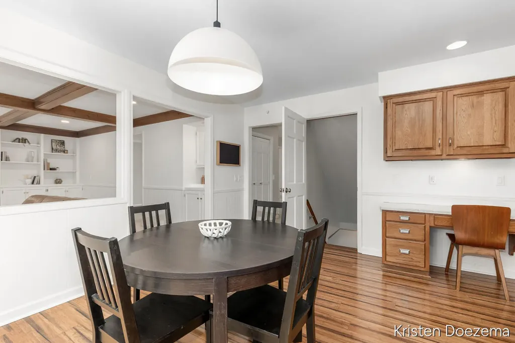 7716 Kirkwall Drive SE Cascade Charter Township MI 49301