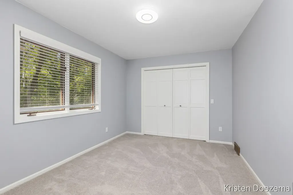 7716 Kirkwall Drive SE Cascade Charter Township MI 49301