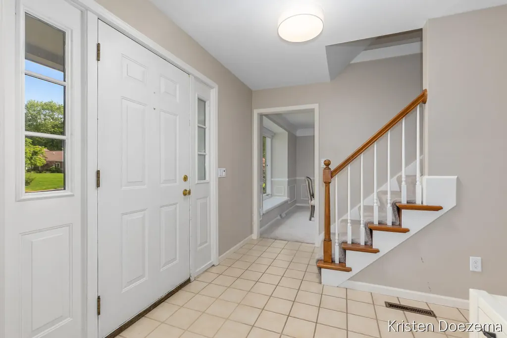 7716 Kirkwall Drive SE Cascade Charter Township MI 49301