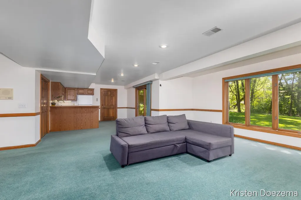 7716 Kirkwall Drive SE Cascade Charter Township MI 49301