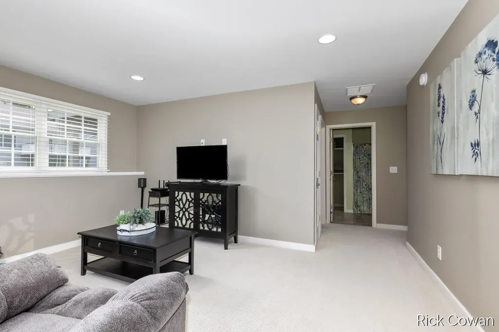11286 Blue Heron Parkway Holland Charter Township MI 49424