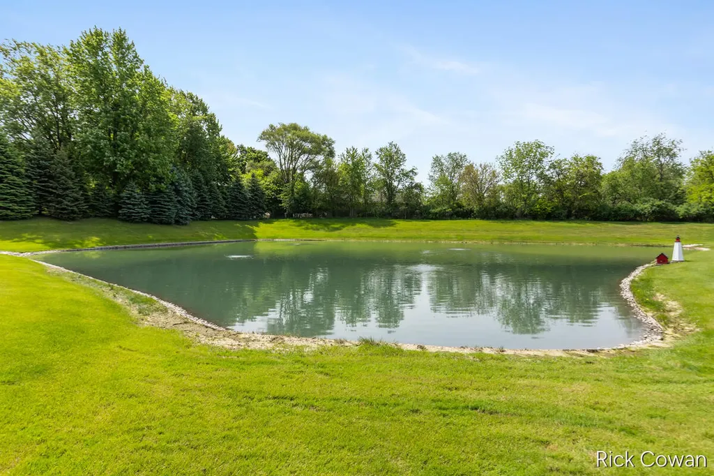11286 Blue Heron Parkway Holland Charter Township MI 49424