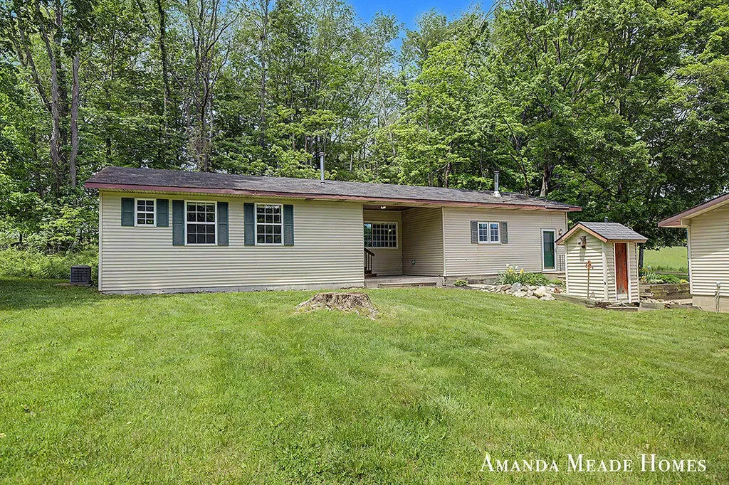 2247 15th Street Watson Township MI 49328