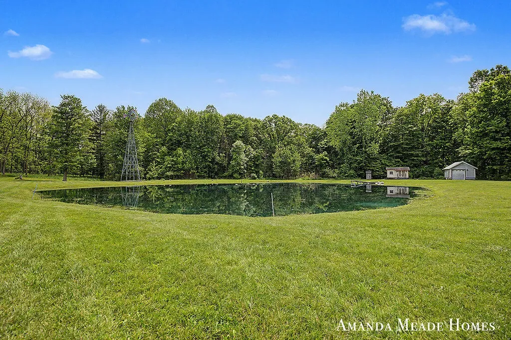 2247 15th Street Watson Township MI 49328