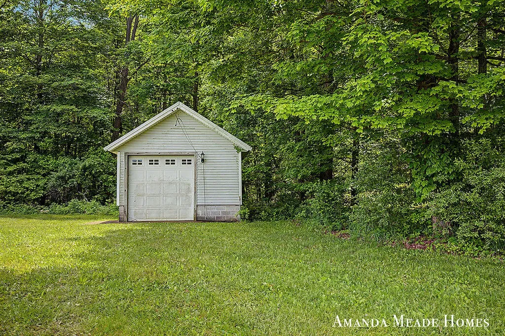 2247 15th Street Watson Township MI 49328
