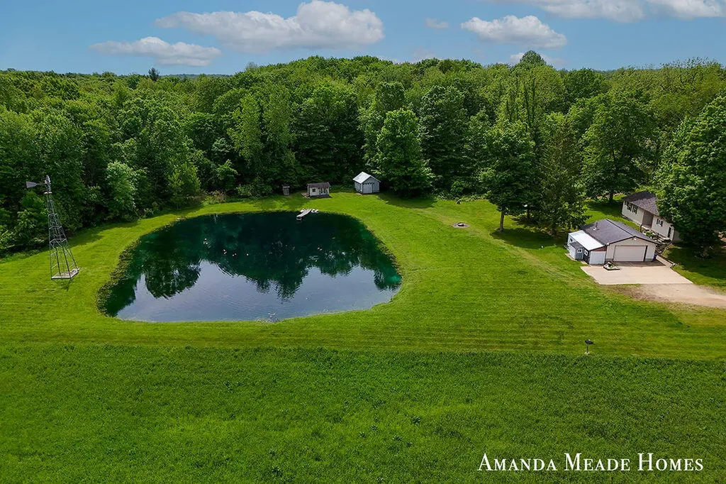 2247 15th Street Watson Township MI 49328