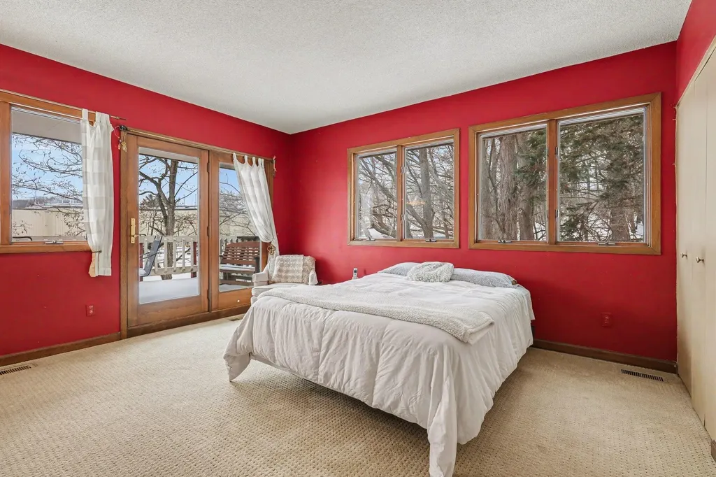 3135 Lakeshore Drive Muskegon City MI 49441