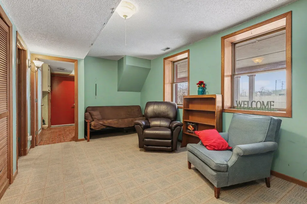 3135 Lakeshore Drive Muskegon City MI 49441