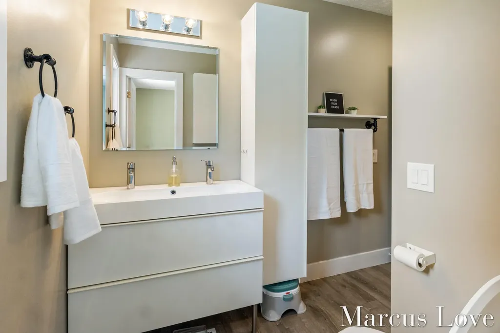 466 Madison Court SE Kentwood City MI 49548