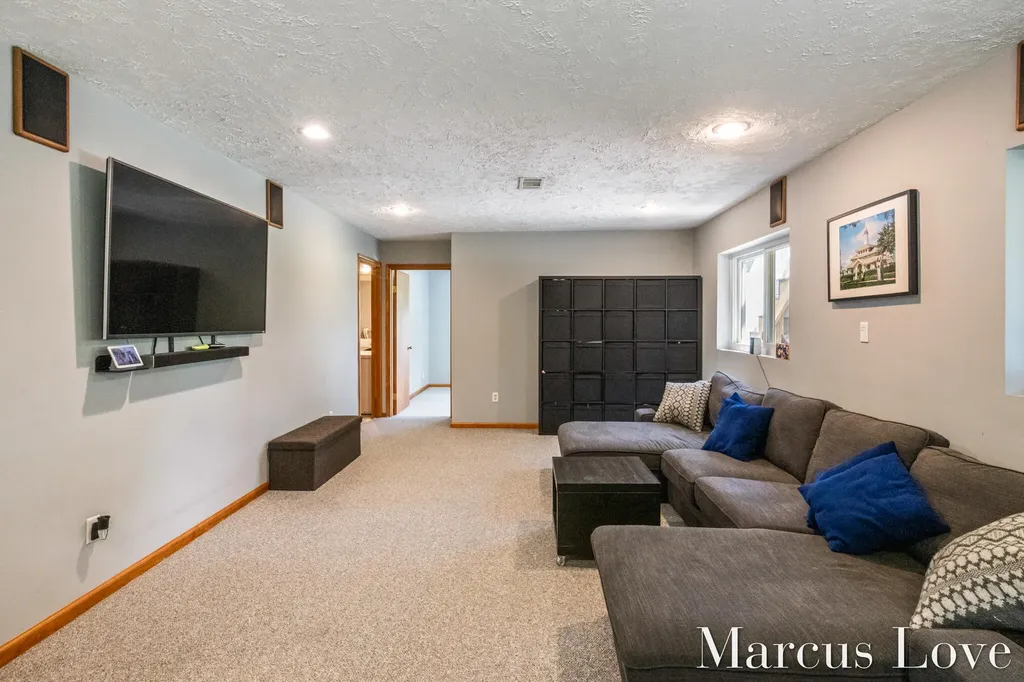466 Madison Court SE Kentwood City MI 49548