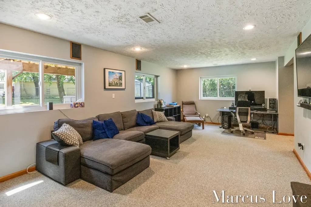 466 Madison Court SE Kentwood City MI 49548