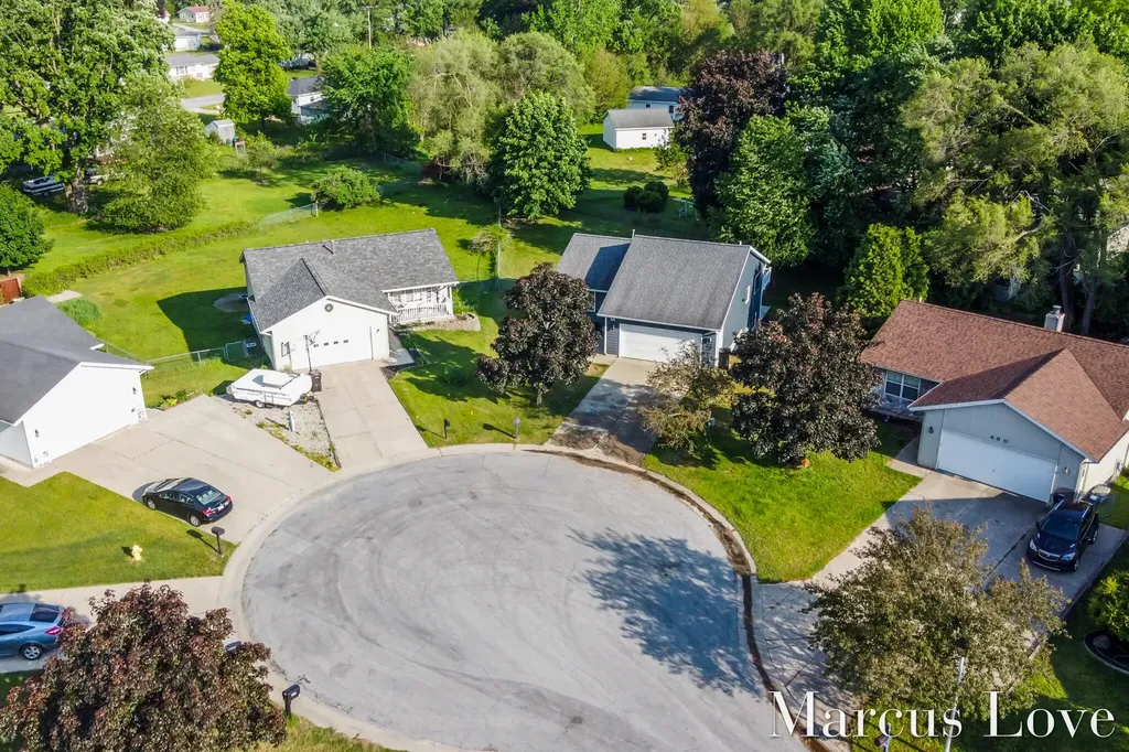 466 Madison Court SE Kentwood City MI 49548