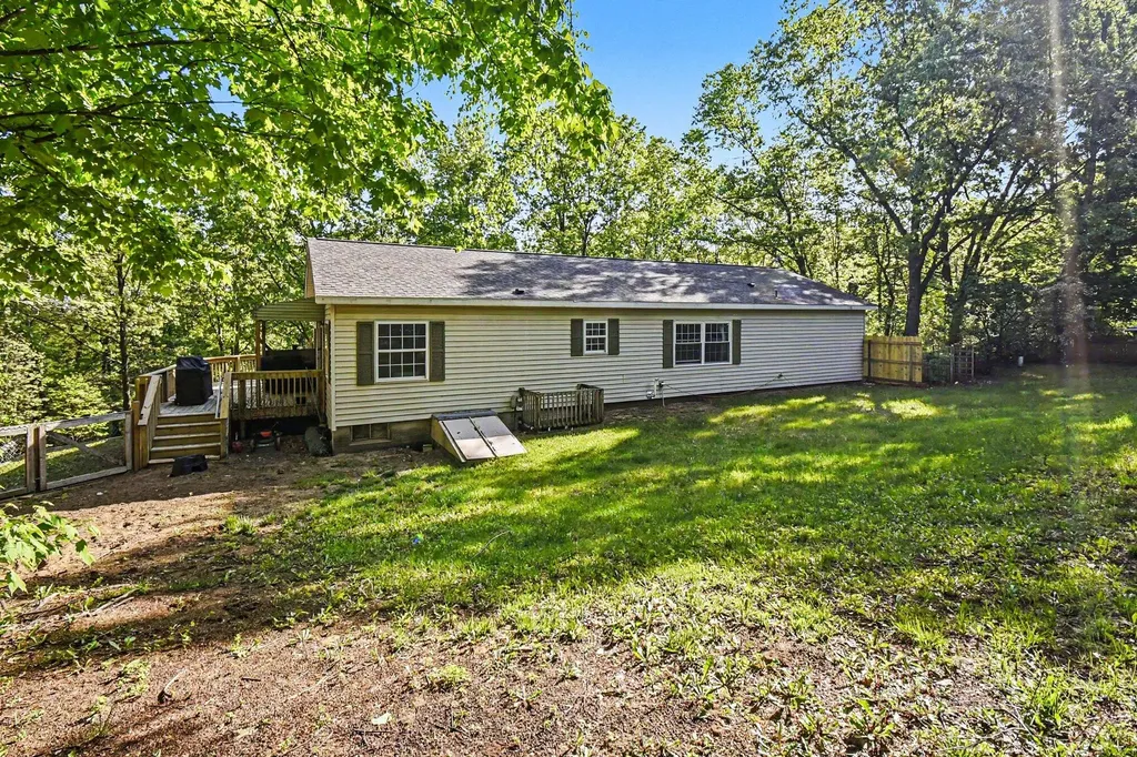 3415 Bewell Avenue SE Lowell Charter Township MI 49331