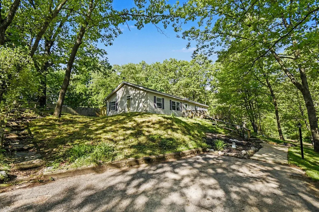 3415 Bewell Avenue SE Lowell Charter Township MI 49331