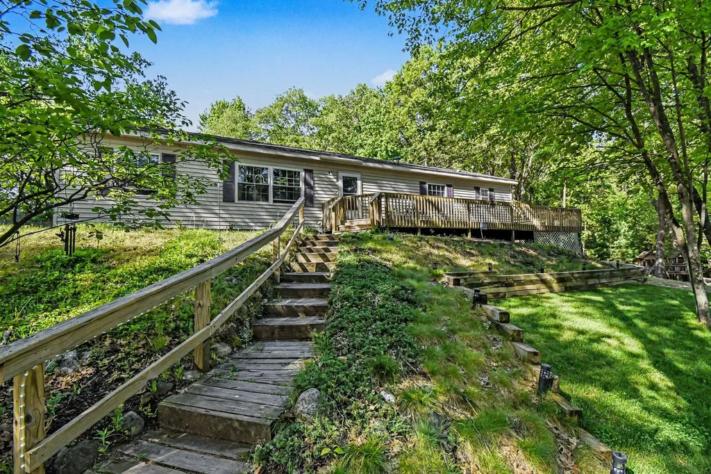 3415 Bewell Avenue SE Lowell Charter Township MI 49331