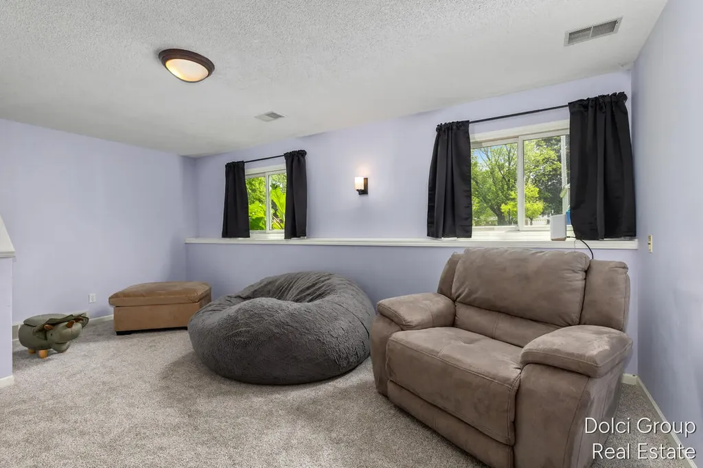 233 Jennifer Lane Holland City MI 49423