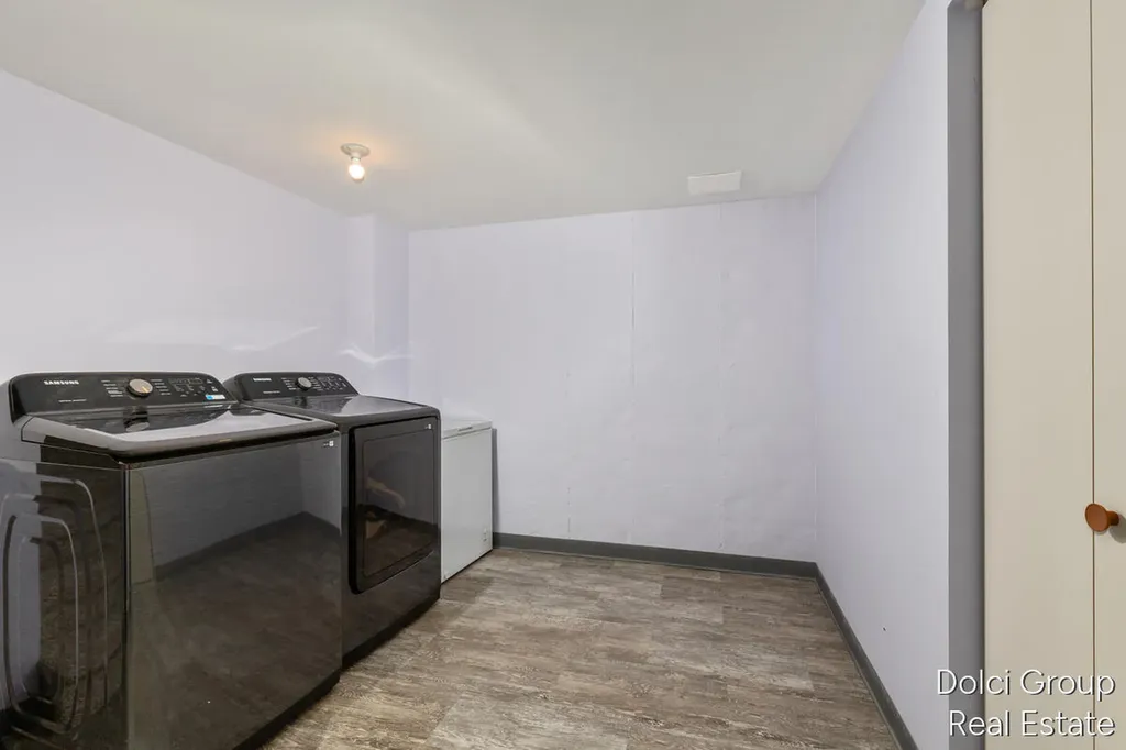 233 Jennifer Lane Holland City MI 49423
